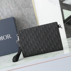 Christian Dior Clutch Bags